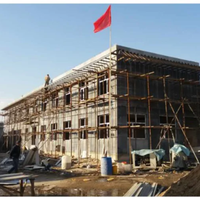 Villa préfabriquée en acier léger galvanisé à structure formée à froid, machine à béton mousse coulé sur place FP-J80H 10m/h