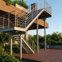 Escalier extérieur moderne multi-niveaux en acier inoxydable écologique avec rampe en verre, escalier flottant pour jardin, usine, condominium