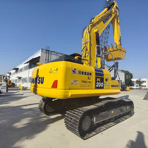 Excavatrice sur chenilles Komatsu PC200-8 d'occasion, modèle 2016, haute efficacité, 20 tonnes, qualité d'origine japonaise, équipement de construction en stock - Product Image 2