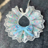 Vente en gros mignon chat chien dentelle Bandana nœud papillon bavoir écharpe accessoires pour animaux de compagnie