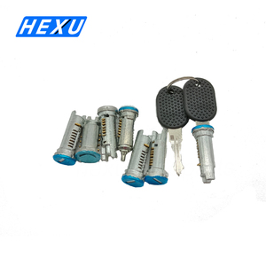 Cilindro Serratura <span class=keywords><strong>Maniglia</strong></span> Porta <span class=keywords><strong>con</strong></span> 2 Chiavi per FIAT Ducato 230 Peugeot Citroen 85/207 1313412080 - Product Image 2