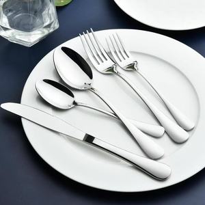 Ensembles d'ustensiles de cuisine durables en acier inoxydable au design ergonomique, parfaits pour la taille et le poids, pour une utilisation en cuisine. - Product Image 2
