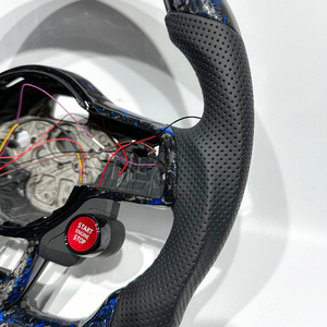 Volant en fibre de carbone forgée bleu LED avec bouton de démarrage et de changement de mode pour Volkswagen MK7 Golf 7 GTI GTE GTD GT - Product Image 2