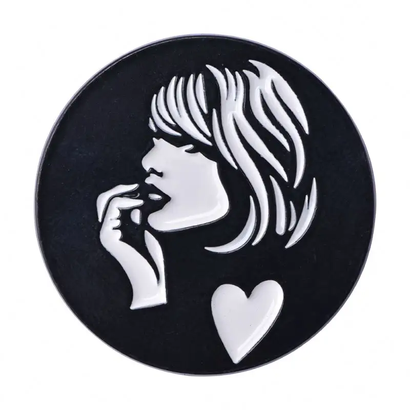 Alfileres personalizados Taylor Singer SWIFT hat alfileres de letras de metal insignias de solapa alfileres de esmalte duro