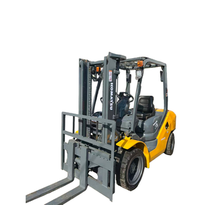 מלגזה דיזל קומטסו FD35 משומשת 3.5 טון במצב טוב מלגזות קומטסו 3.5 טון דיזל משומשות - Product Image 1