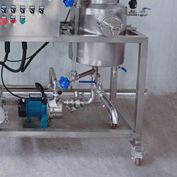 Henwi 50-500L Equipo de concentración de extracción Flor Planta de hierbas Mezcla esencial Máquina de concentración de extracción de calefacción - Product Image 4