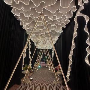 Rideau à Fils Voile Mural Draperie de Plafond Toile de Fond Rideau Draperie Décorative de Plafond pour Événement Forme d'Onde Lumière Rideau pour Mariage - Product Image 6