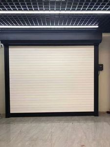 <span class=keywords><strong>Porte</strong></span> <span class=keywords><strong>de</strong></span> <span class=keywords><strong>garage</strong></span> <span class=keywords><strong>motorisée</strong></span> en aluminium galvanisé robuste avec télécommande - Product Image 1
