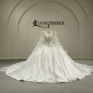 Jancember GT26012 Vestido de Novia de Satén con Cristales y Pedrería, Cola Larga, con Capa de Plumas - Product Image 1