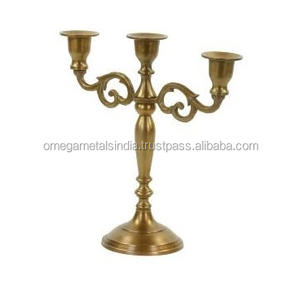Lot de 3 chandeliers à une branche et bougeoirs en laiton pour l'exportation en gros - Product Image 3