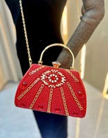 Sacs à main de soirée 2026 tendance, ornés de perles et de strass étincelants, avec poignée en strass, sacs fourre-tout élégants en cristal, sacs à bandoulière carrés à chaîne