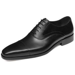 High-quality Men's Oxford Shoes Made of High-quality Leather and Handcrafted Large Size Men's Wedding Shoes - Product Image 1