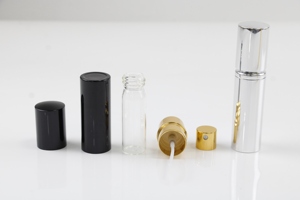 <span class=keywords><strong>2025</strong></span>新しい到着ポータブル香水瓶-ゴールドトリム付き詰め替え可能なアルミアトマイザー | 旅行愛好家のためのファッションギフト - Product Image 3