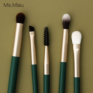 แปรงแต่งหน้าขนแกะใยไฟเบอร์ด้ามไม้เรียว<span class=keywords><strong>สี</strong></span><span class=keywords><strong>เขียว</strong></span>ของคนเยอรมันชุดเครื่องมือความงาม8ชิ้น - Product Image 2