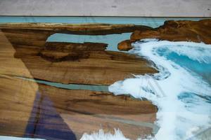 Tavolo da Pranzo Moderno in Resina Epossidica Effetto Fiume, Pezzo d'Arredo di Lusso per Caffè, Ospitalità e Casa - Product Image 6