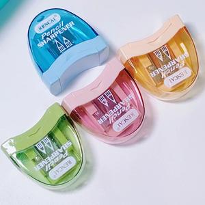 <span class=keywords><strong>Taille</strong></span>-<span class=keywords><strong>crayon</strong></span> scolaire double trous <span class=keywords><strong>taille</strong></span>-<span class=keywords><strong>crayon</strong></span> manuel de couleur compact <span class=keywords><strong>pour</strong></span> enfants avec couvercle étudiant utilisation du bureau à domicile - Product Image 1