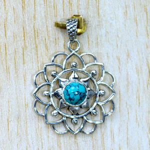 Collar con Colgante de Flor de Loto con Incrustaciones de Turquesa, Hecho a Mano, Plata de Ley 925, para Aniversario de Bodas - Product Image 1