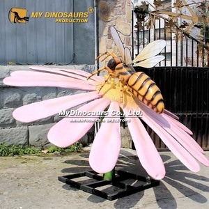 Modèle d'abeille insecte animatronique MY DINO AI-078 avec fleur pour décoration de jardin - Product Image 2