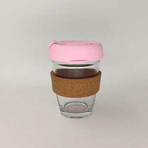 แก้วกาแฟใสทรงสูงพร้อมฝาปิดสำหรับเครื่องดื่มในรถยนต์ รุ่น Creative Camping พร้อมปลอกแก้วแบบคอร์ก - Product Image 1