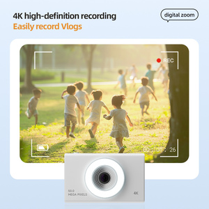 กล้องพกพา Yuniq 4K HD 2.4 นิ้ว สำหรับกิจกรรมกลางแจ้ง ดีไซน์ย้อนยุค แบตเตอรี่ 700 มิลลิแอมป์ รุ่นใหม่ ราคาประหยัด บันทึกภาพและเสียง รองรับการ์ด A3 Hig - Product Image 2