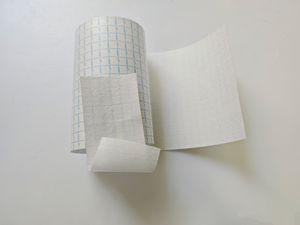Cinta Adhesiva Quirúrgica para Fijación de Heridas, Rollo de Apósito No Tejido 5cm*10m, Tamaño Personalizable - Product Image 5