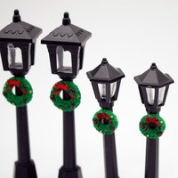Ensemble de lampadaires de Noël miniatures pour maison de poupée, décorations festives, simulation de couronne, lampadaire, décor de scène OB11, cadeau créatif