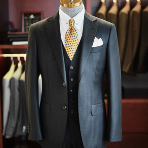 Abito Casual da Uomo in Lana Premium Artigianale Esclusivo su Misura, Vestibilità Comoda per Tutte le Stagioni, Abbigliamento Business per Ambienti di Lavoro Eleganti - Product Image 1