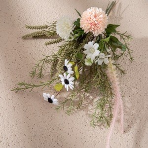 Bouquet de fleurs artificielles CallaFloral en tissu tissé plastique pour mariage et décoration intérieure CF01256 - Product Image 3