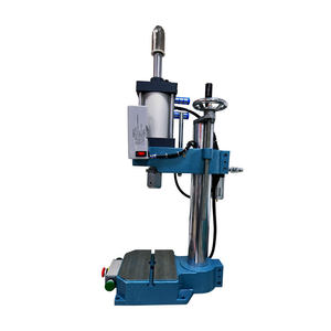 Machines d'estampage <span class=keywords><strong>de</strong></span> métal <span class=keywords><strong>de</strong></span> plaque d'immatriculation <span class=keywords><strong>de</strong></span> bonne qualité d'usine directe à vendre - Product Image 4