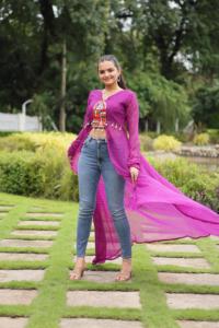 Venta al por mayor de la fábrica de suministro de Georgette Kurti para las señoras usan vestidos casuales para la exportación de venta a precio económico - Product Image 6