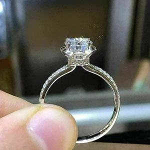 Anello Classico con Bordo in Pizzo per Donne, Fede Nuziale Lucida, Regalo di Anniversario, Accessorio Gioiello - Product Image 3