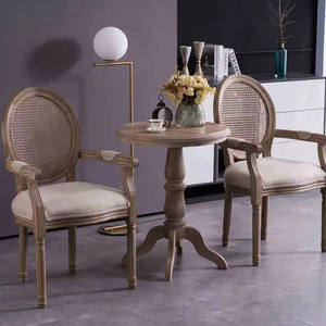 <span class=keywords><strong>Chaise</strong></span> <span class=keywords><strong>Louis</strong></span> avec accoudoir pour salle à manger Meubles <span class=keywords><strong>de</strong></span> luxe en bois massif Reproduction <span class=keywords><strong>de</strong></span> meubles <span class=keywords><strong>de</strong></span> fête, mariage et banquet pour hôtel - Product Image 4