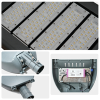 Farola Profesional de 300W con Potente Iluminación, IP66, Resistente a Climas Extremos, Estándar Global