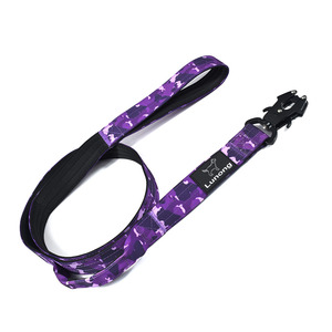 Laisse de chien tactique robuste à double poignée camouflage violet Offre Spéciale avec clip grenouille à dégagement rapide en aluminium aviation - Product Image 5