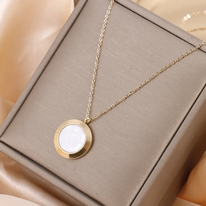 Elegante Collar de Acero Inoxidable 304 Chapado en Oro de 18K con Galvanoplastia al Vacío para Mujer con Perla Artificial, Turquesa y Flor - Product Image 3