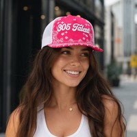Gorra Trucker Rosa de Malla con Logotipo Bordado 3D Personalizado, Gorra Snapback de 5 Paneles de Alta Calidad con Estampado Paisley, Proveedor Mayorista de Gorras de Béisbol