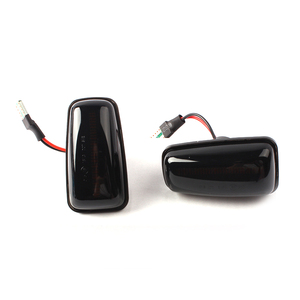 ไฟเลี้ยวข้างแบบไดนามิก LED สีเหลืองอำพัน เลนส์รมดำ ยี่ห้อ ADT Automotive สำหรับรถยนต์รุ่น 106 306 406 806 - Product Image 3