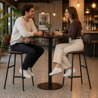Tabouret de bar en cuir industriel pour café, restaurant, bistrot, hôtel, salle à manger, tabouret de comptoir avec pieds en métal noir et repose-pieds