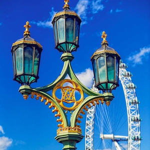 Personalizado estilo europeo IP65 impermeable LED decorativo poste de luz 3 cabezas de aluminio jardín calle parque luz paisaje - Product Image 1