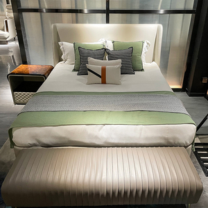 Contemporary Luxury Bedroom Furniture Minimalism Upholstered Size White Leather <b>Bed</b> Leather King Size <b>Bed</b> Set L-m-b5414 White Le - Product Image 2