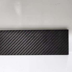 Tube de carbone léger de plaque en fibre de carbone résistant à la corrosion de qualité supérieure pour application aérospatiale/marine et sportive - Product Image 4