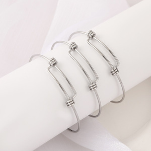 Bracelet en acier inoxydable, boucle élastique réglable, bijoux unisexes, bracelets à la mode - Product Image 3