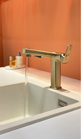 Robinet de lavabo de luxe carré en laiton brossé doré, mitigeur d'eau chaude et froide, avec douchette extractible pour salle de bain