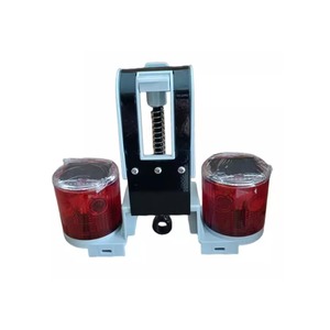 Feux de signalisation LED TYN-02A-I rouges, alimentés par énergie solaire, IP65, pour lignes électriques aériennes - Product Image 2