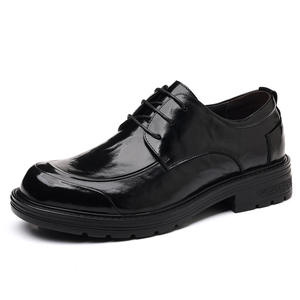 Zapatos de Vestir de Cuero Premium para Novio, Antideslizantes, Transpirables, Cómodos e Impermeables, Ideales para Bodas, Fiestas y Banquetes - Product Image 1