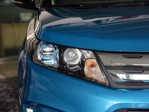 Suzuki <span class=keywords><strong>Vitara</strong></span> 2016 Usada, 1.4T Turbo Automática, SUV, Asientos de Cuero, Portaequipajes Metálico, Llantas R17, Techo Panorámico, Luces LED, 6390USD - Product Image 5