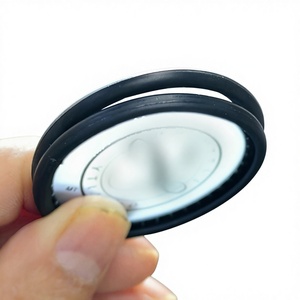 Diafragma <span class=keywords><strong>de</strong></span> Repuesto para Estetoscopio <span class=keywords><strong>de</strong></span> Grado Médico con Anillo <span class=keywords><strong>de</strong></span> Silicona |   Compatible con MMM Classic III, IV y Cardiology IV - Product Image 1