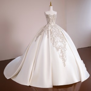 Váy cưới ren cao cấp không tay kiểu dáng mới 2025, sang trọng, thanh lịch, kiểu nhà thờ, đuôi dài, đính đá thủ công - Product Image 2