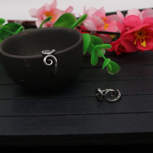 yunnique Lovers Geometric Stainless Steel Clip On <b>Earrings</b> For No <b>Piercing</b> Gift Jewelry - Product Image 4