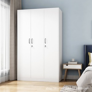 Armario de Acero Moderno Iyanen de 3 Puertas con Cerradura, Mueble de Almacenamiento para Dormitorio - Product Image 1